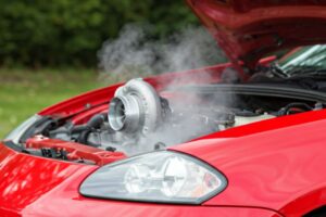 ¿Qué hacer si escucho un silbido en mi motor? Podría ser el turbo